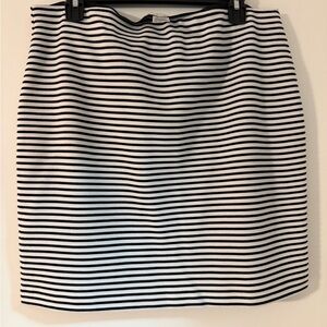 Kenar Women's Black and White Striped Pencil Skirt